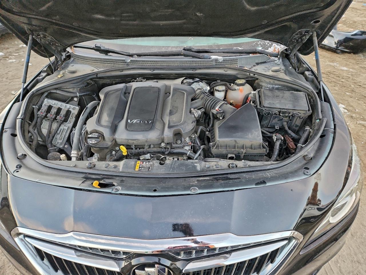 Buick LaCrosse Premium Image 7