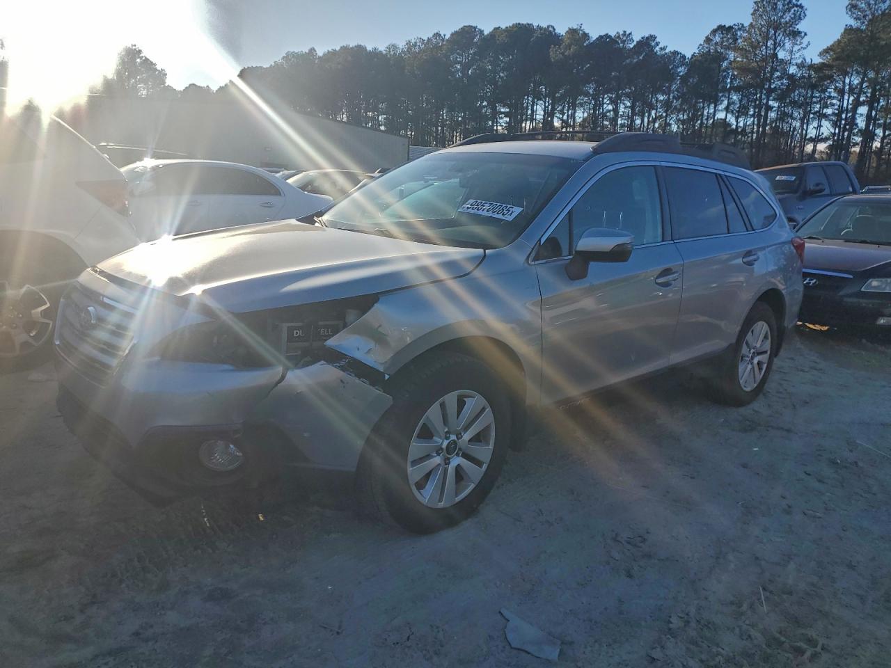 Subaru Outback 2.5i Premium Image 1